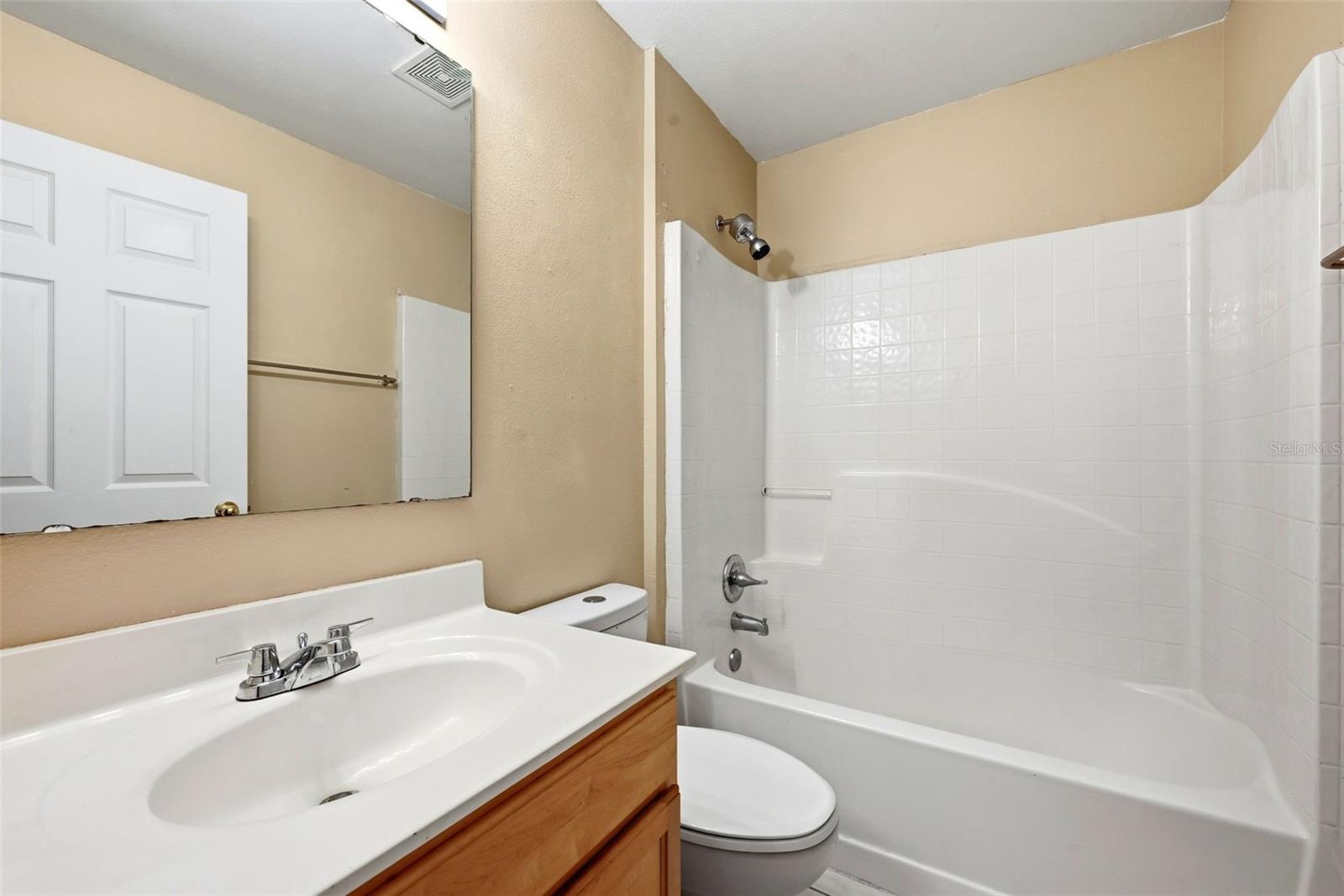 Image 29 of 37 For 319 Pleasant Gardens Drive