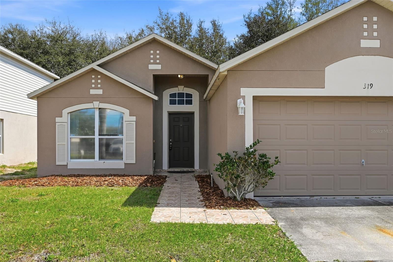 Image 3 of 37 For 319 Pleasant Gardens Drive