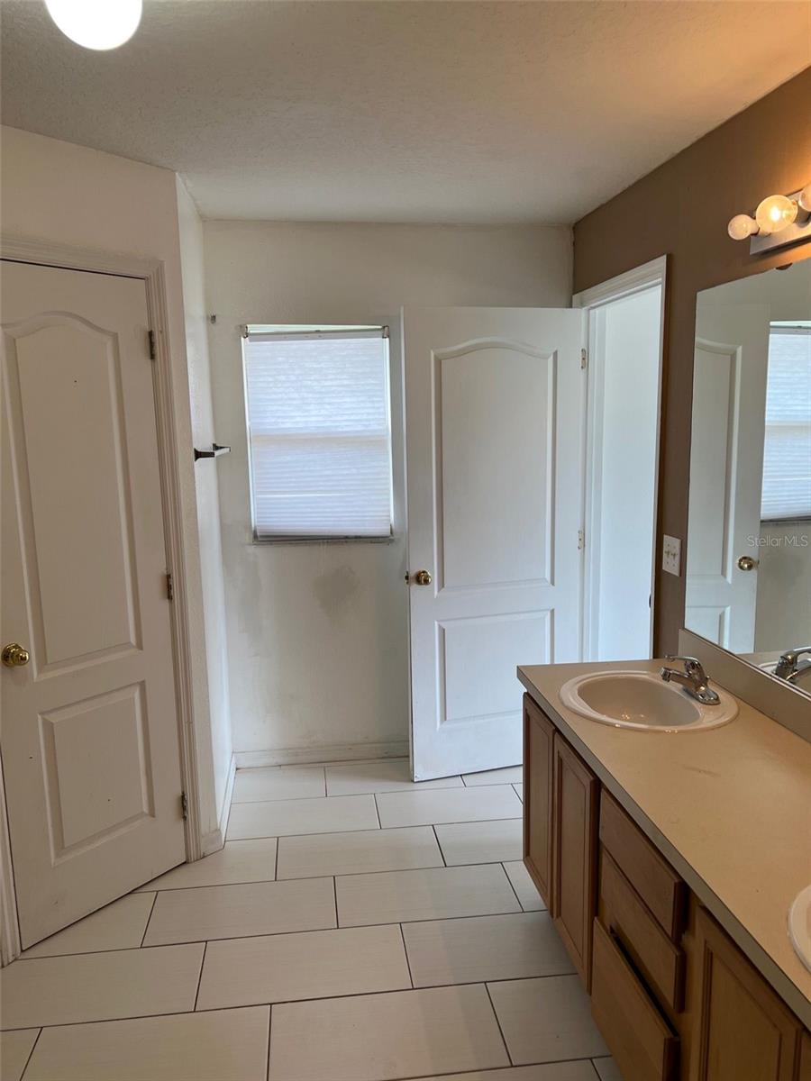 Image 15 of 22 For 217 Grouper Court