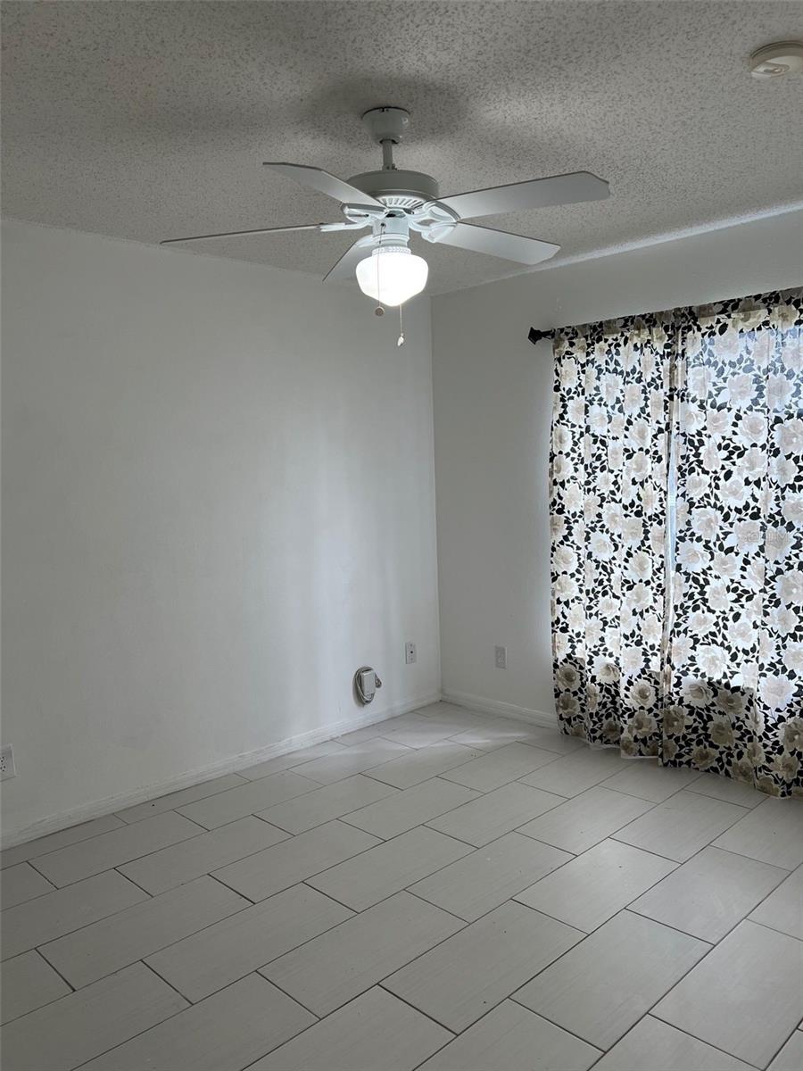 Image 16 of 22 For 217 Grouper Court