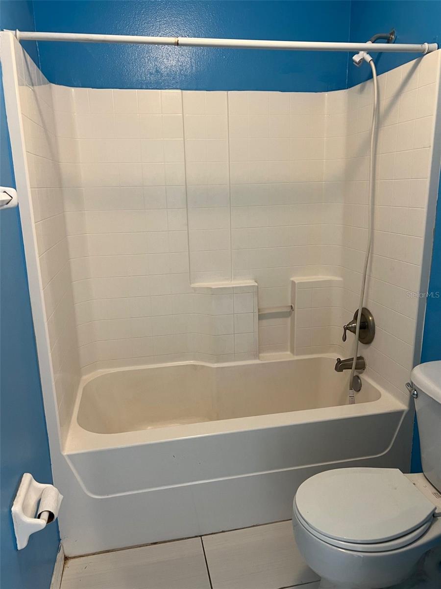 Image 20 of 22 For 217 Grouper Court