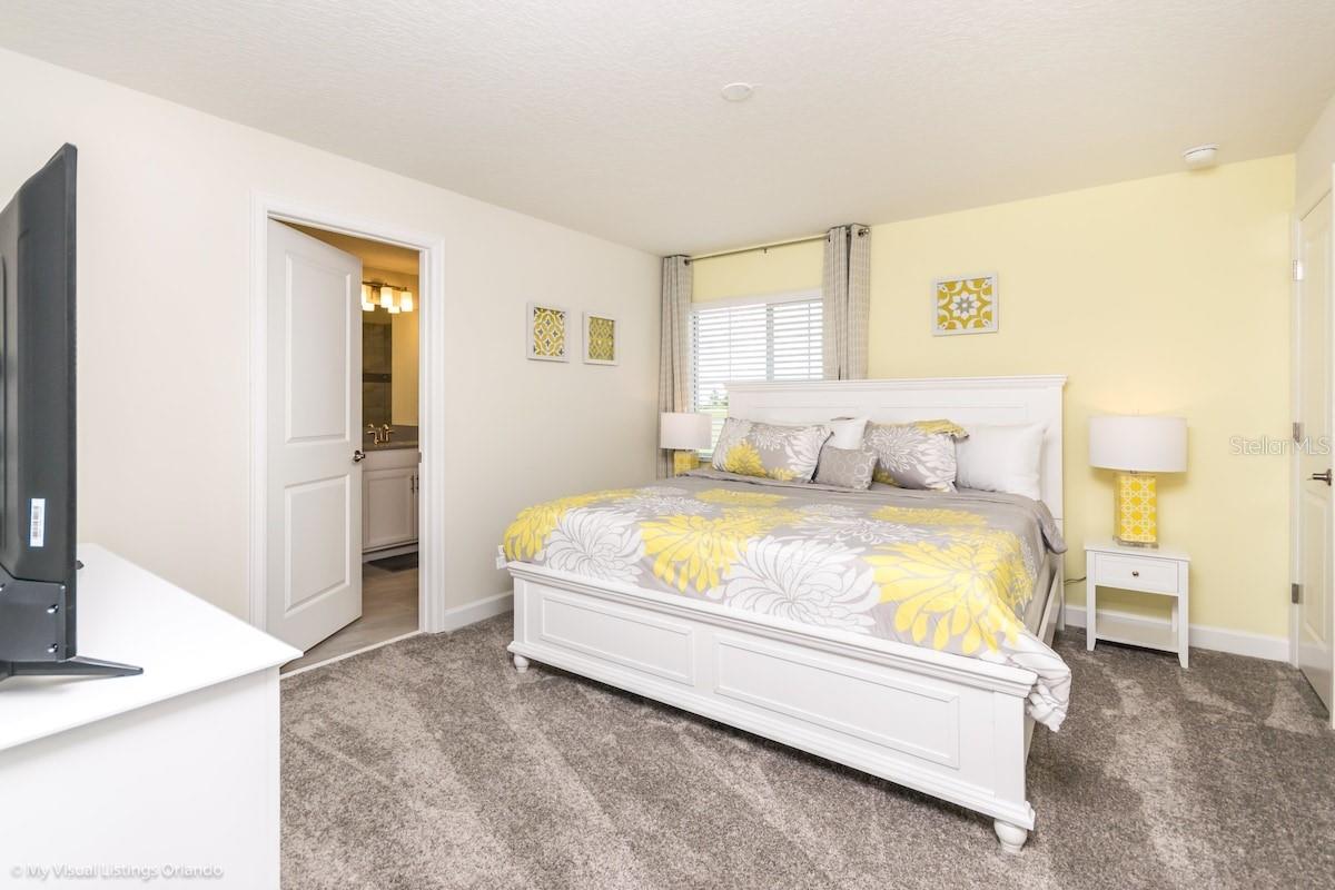 Image 12 of 45 For 9007 Stinger Drive