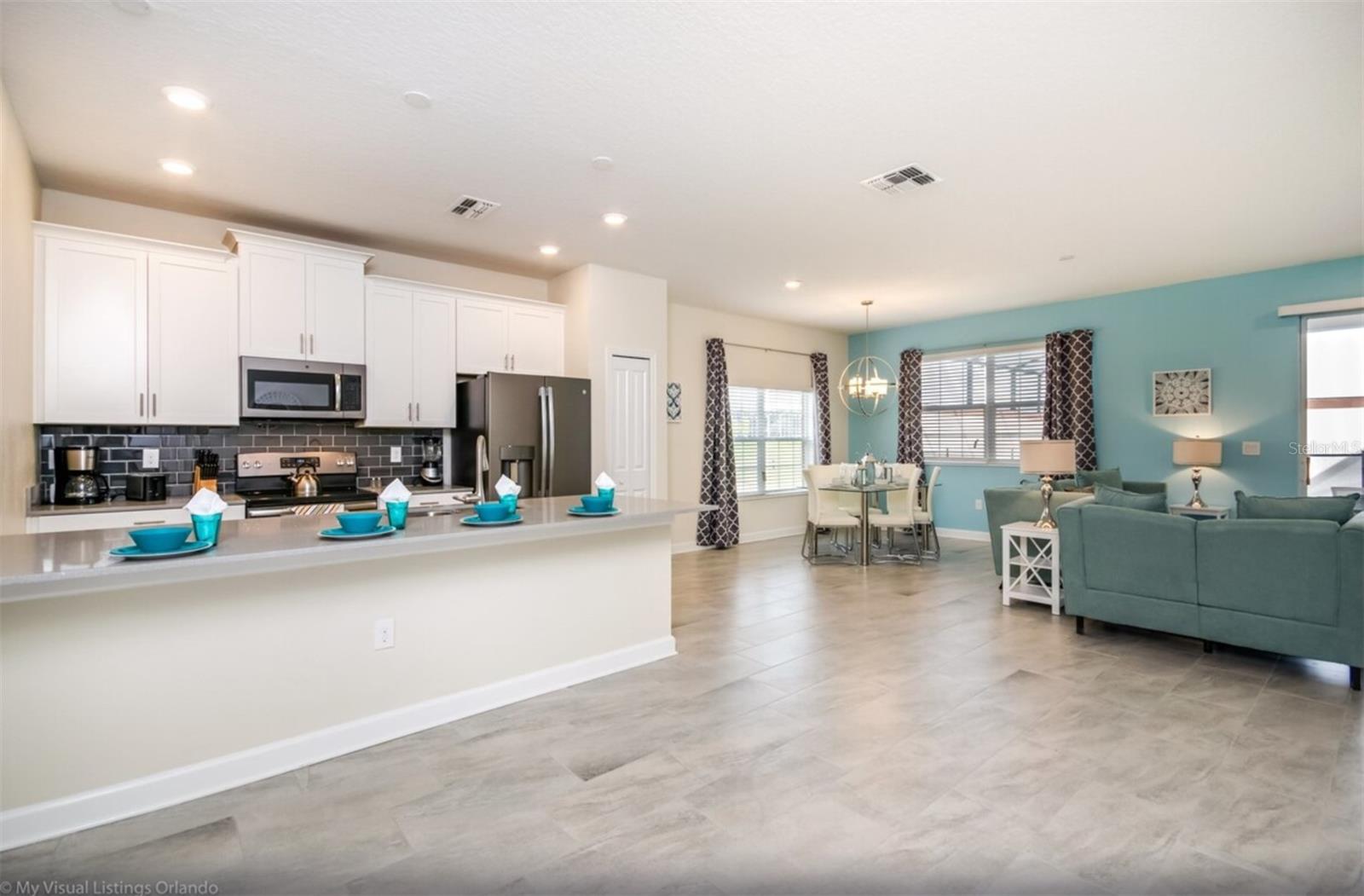 Image 3 of 45 For 9007 Stinger Drive