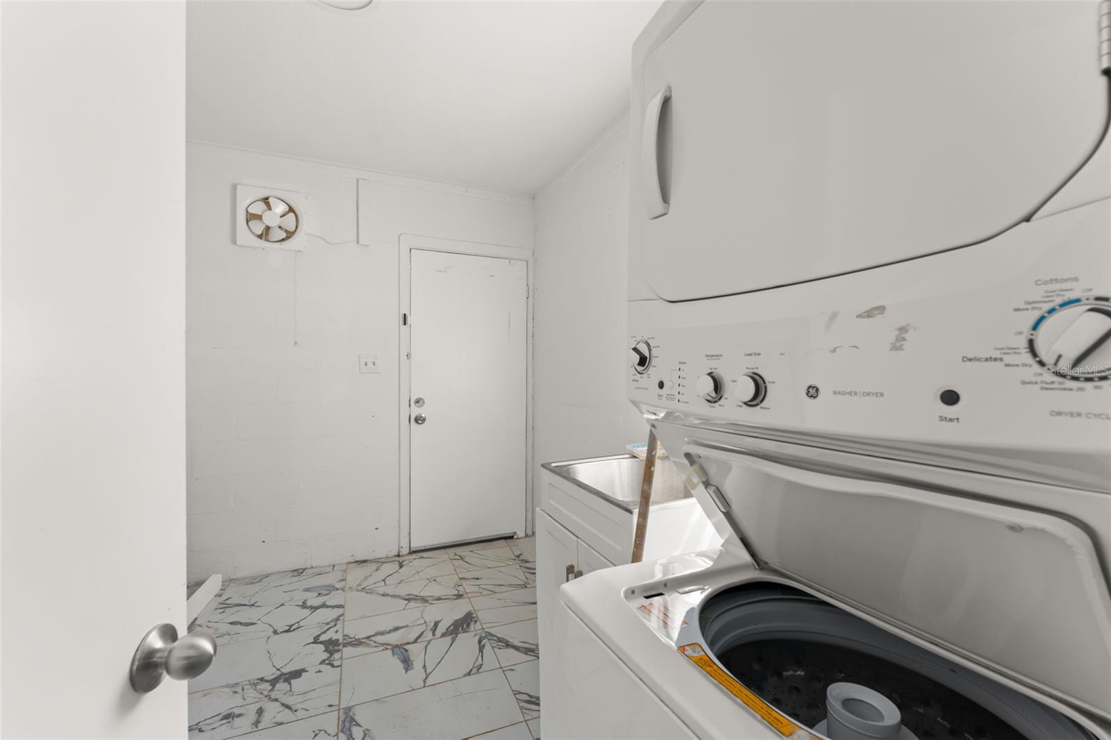 Image 16 of 24 For 3205 Joyann Street