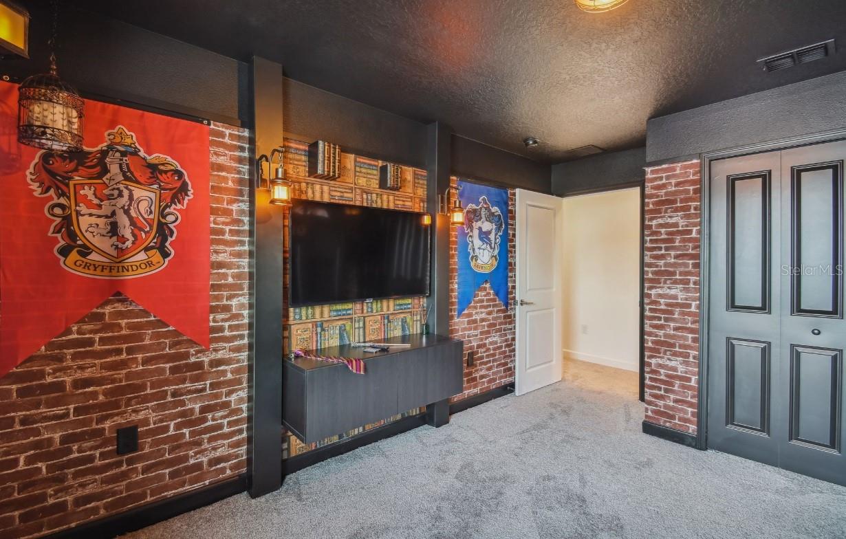 Image 10 of 45 For 2943 Penelope Loop