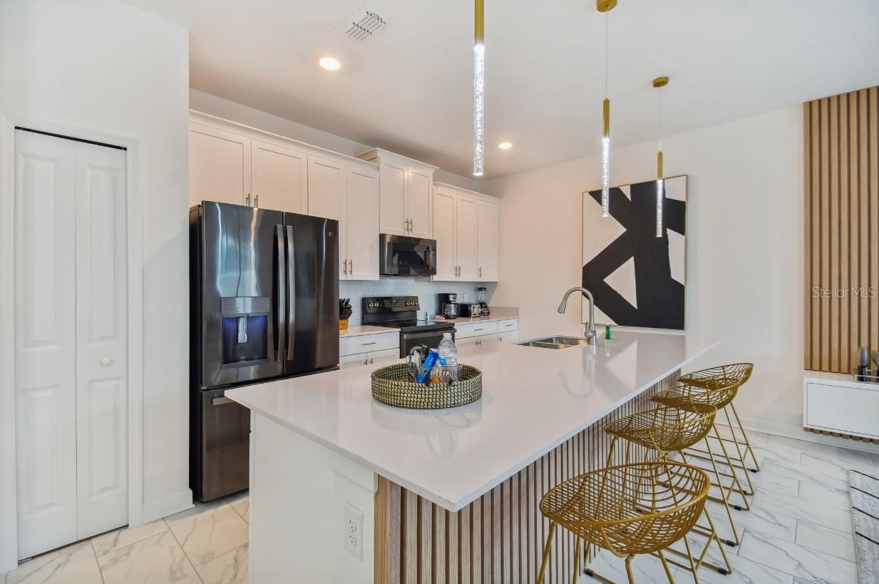 Image 21 of 45 For 2943 Penelope Loop