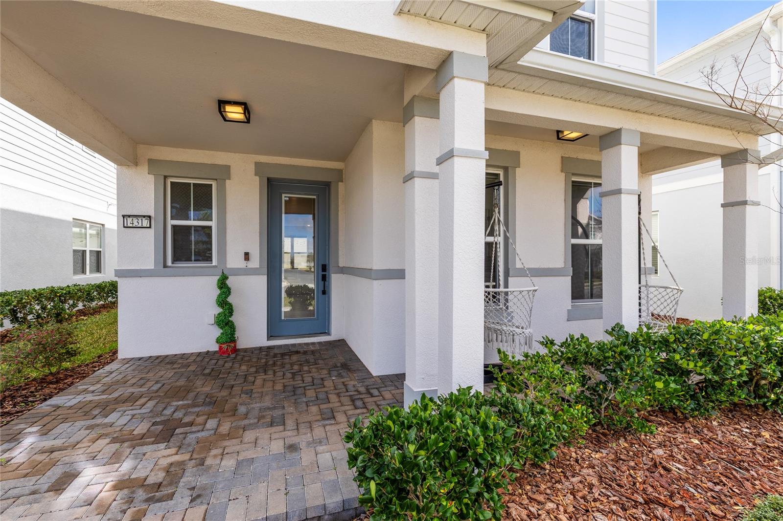 Listing photo id 0 for 14317 Lanikai Beach Drive