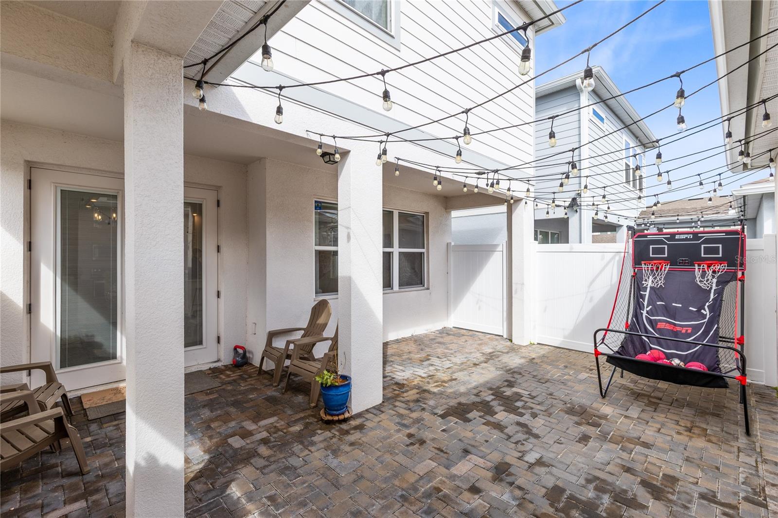 Listing photo id 22 for 14317 Lanikai Beach Drive