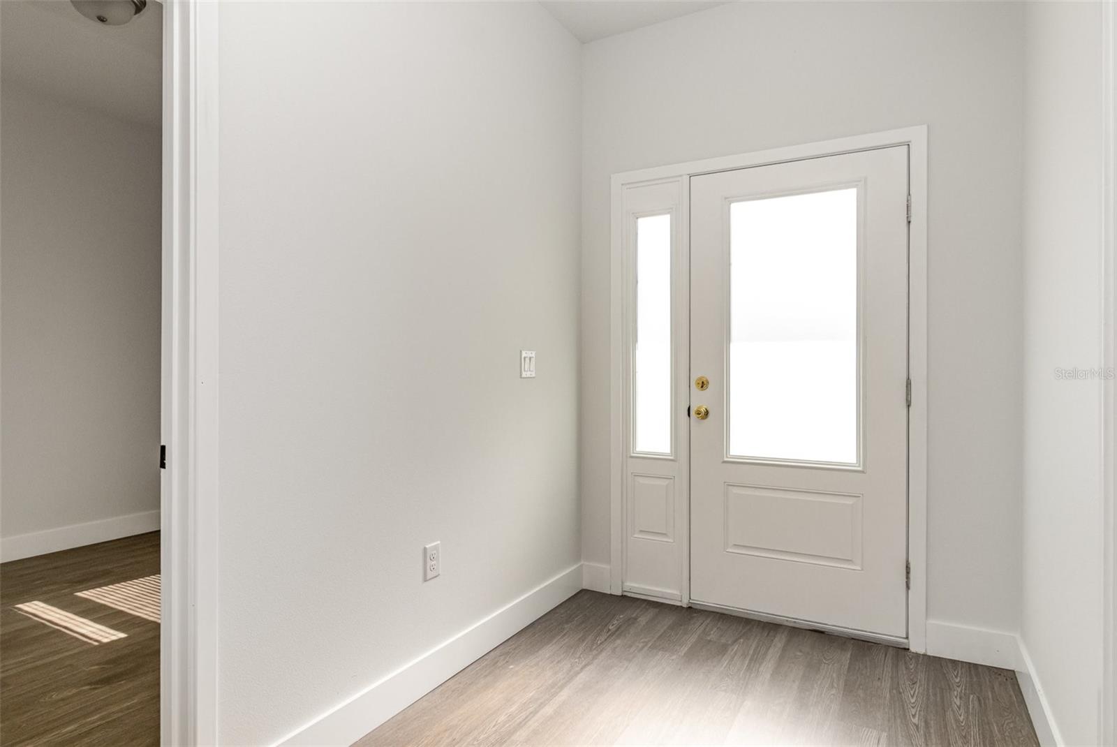 Image 5 of 26 For 1213 Waterford Street Se