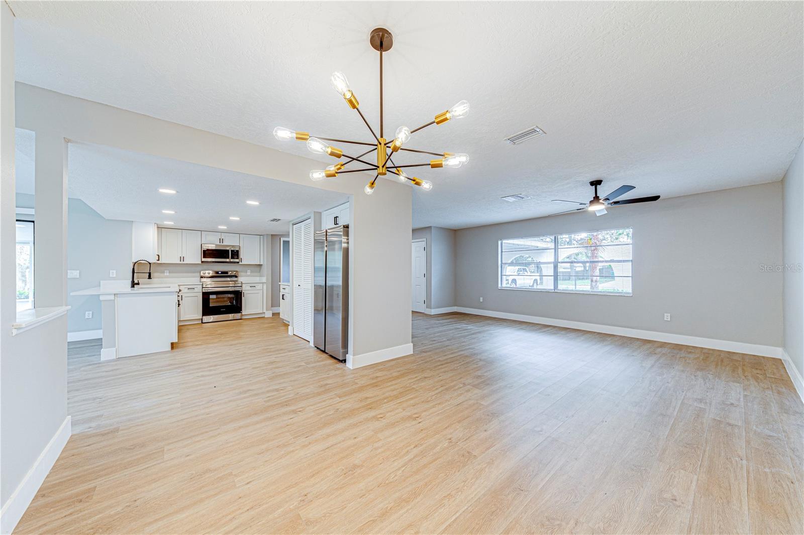 Image 16 of 57 For 4265 Arlington Street