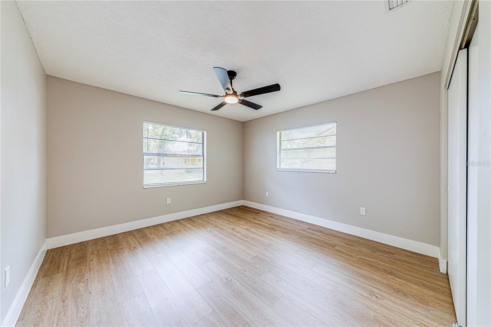 Image 32 of 57 For 4265 Arlington Street