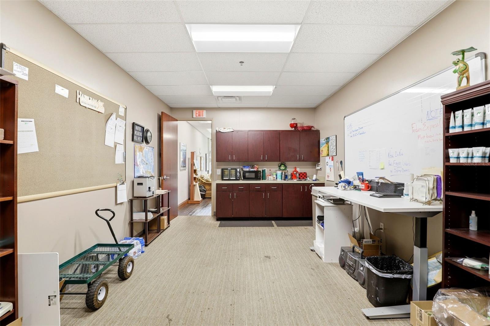 Image 21 of 49 For 6881 Kingspointe Parkway 3