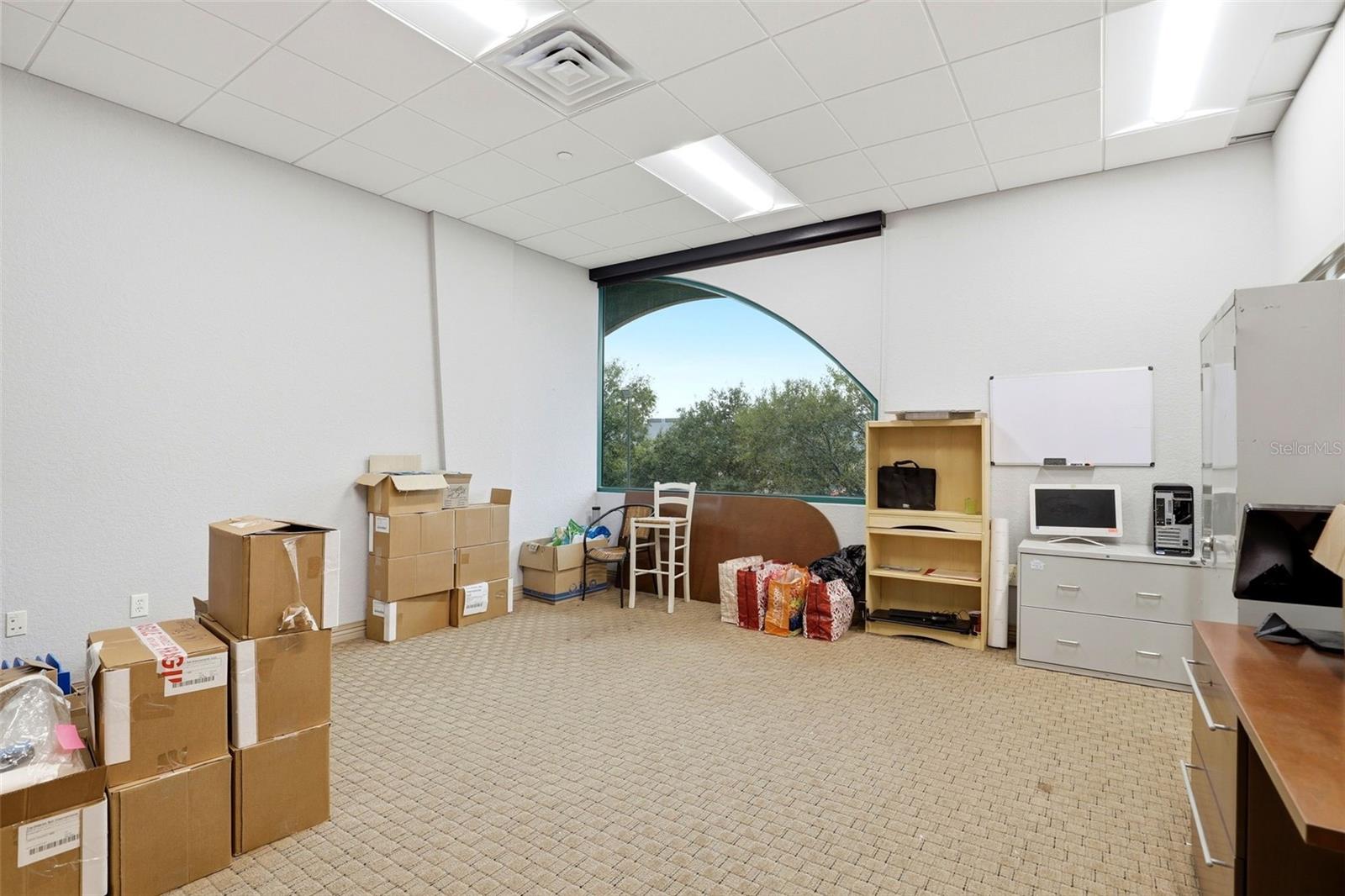 Image 23 of 49 For 6881 Kingspointe Parkway 3