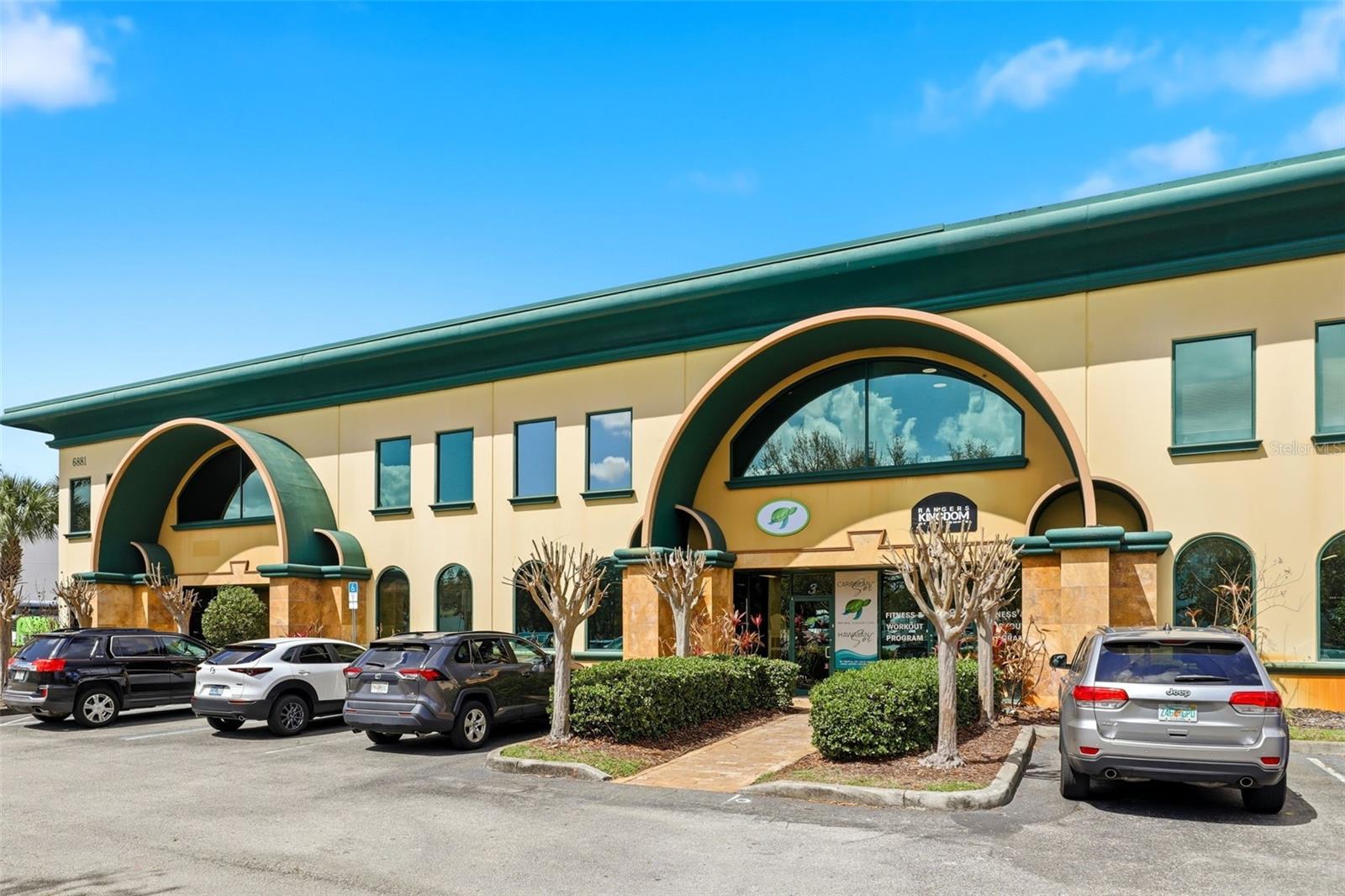 Image 4 of 49 For 6881 Kingspointe Parkway 3