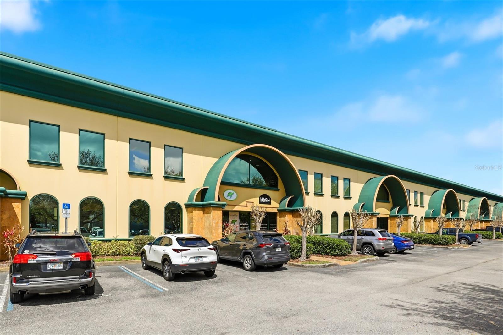 Image 5 of 49 For 6881 Kingspointe Parkway 3