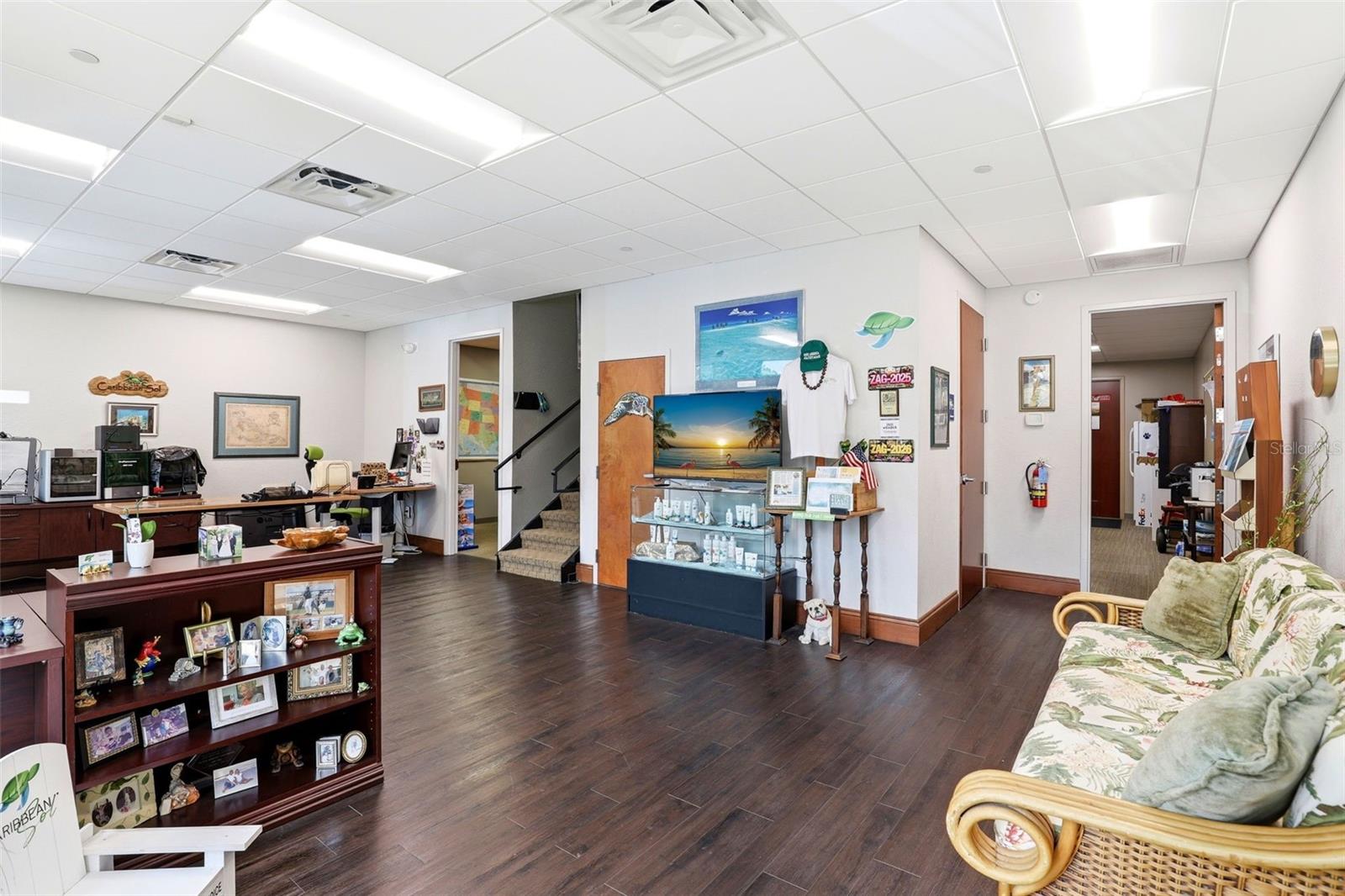 Image 8 of 49 For 6881 Kingspointe Parkway 3