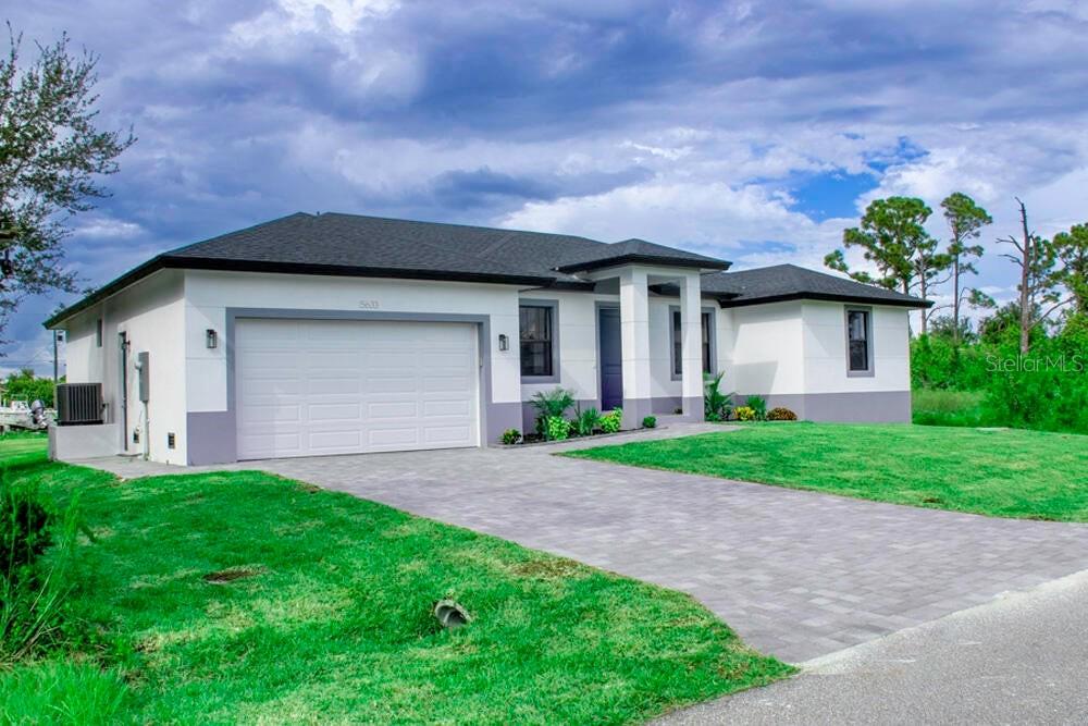 Image 2 of 25 For 15633 Lakeland Circle