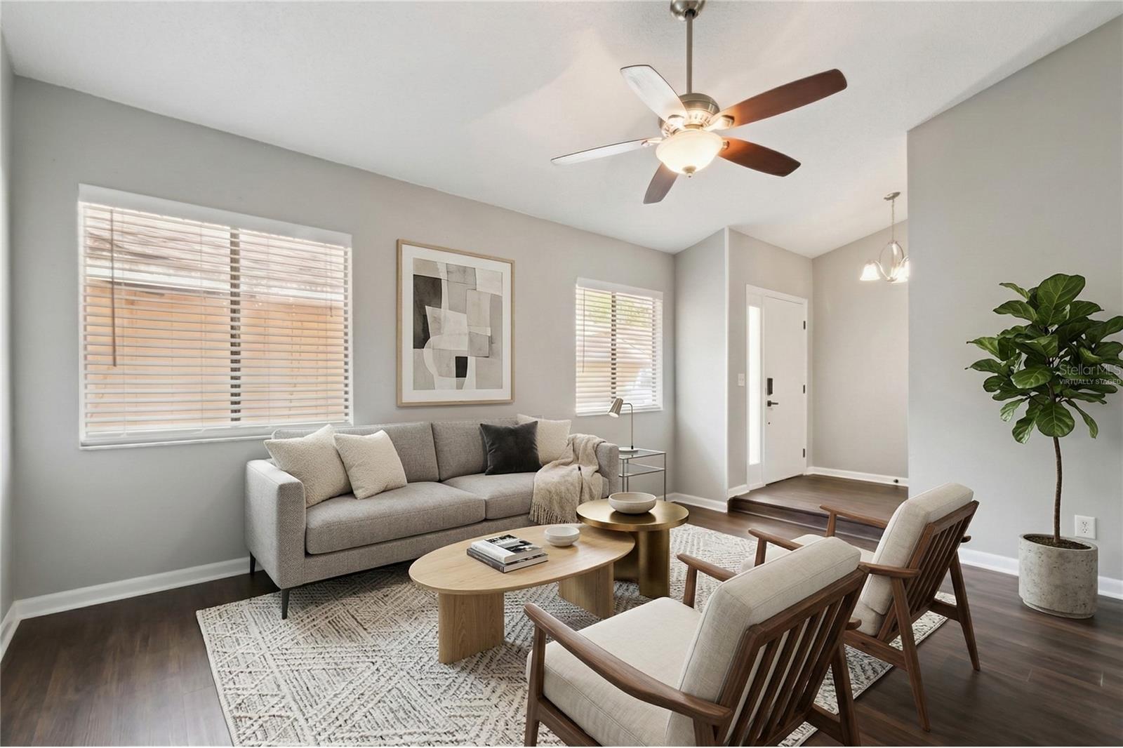 Image 3 of 24 For 712 Linden Drive