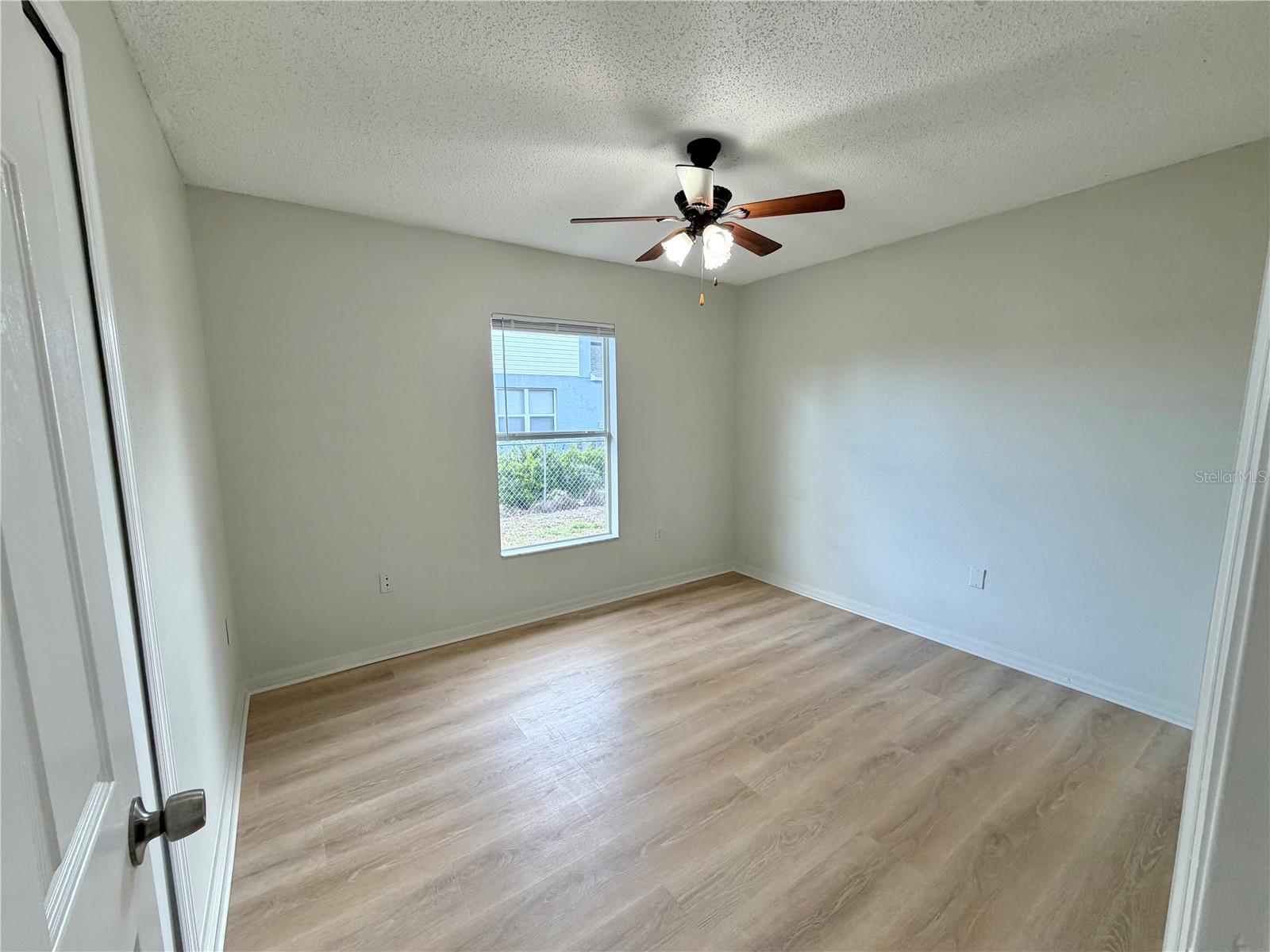 Image 24 of 50 For 12052 Villa Road