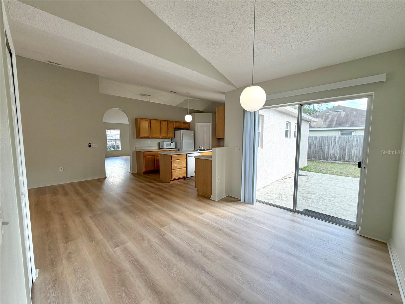 Image 33 of 50 For 12052 Villa Road