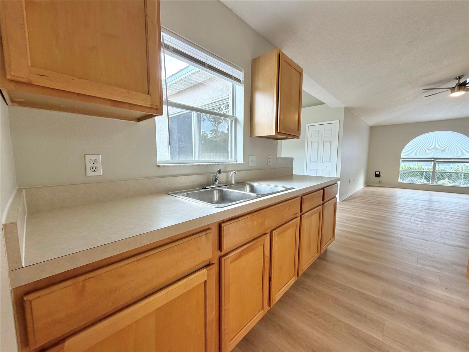 Image 36 of 50 For 12052 Villa Road