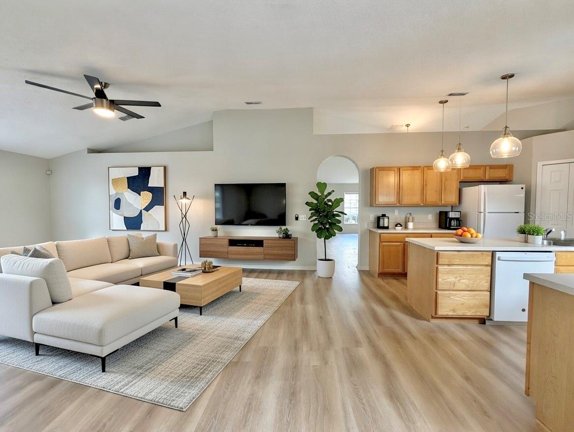 Image 4 of 50 For 12052 Villa Road