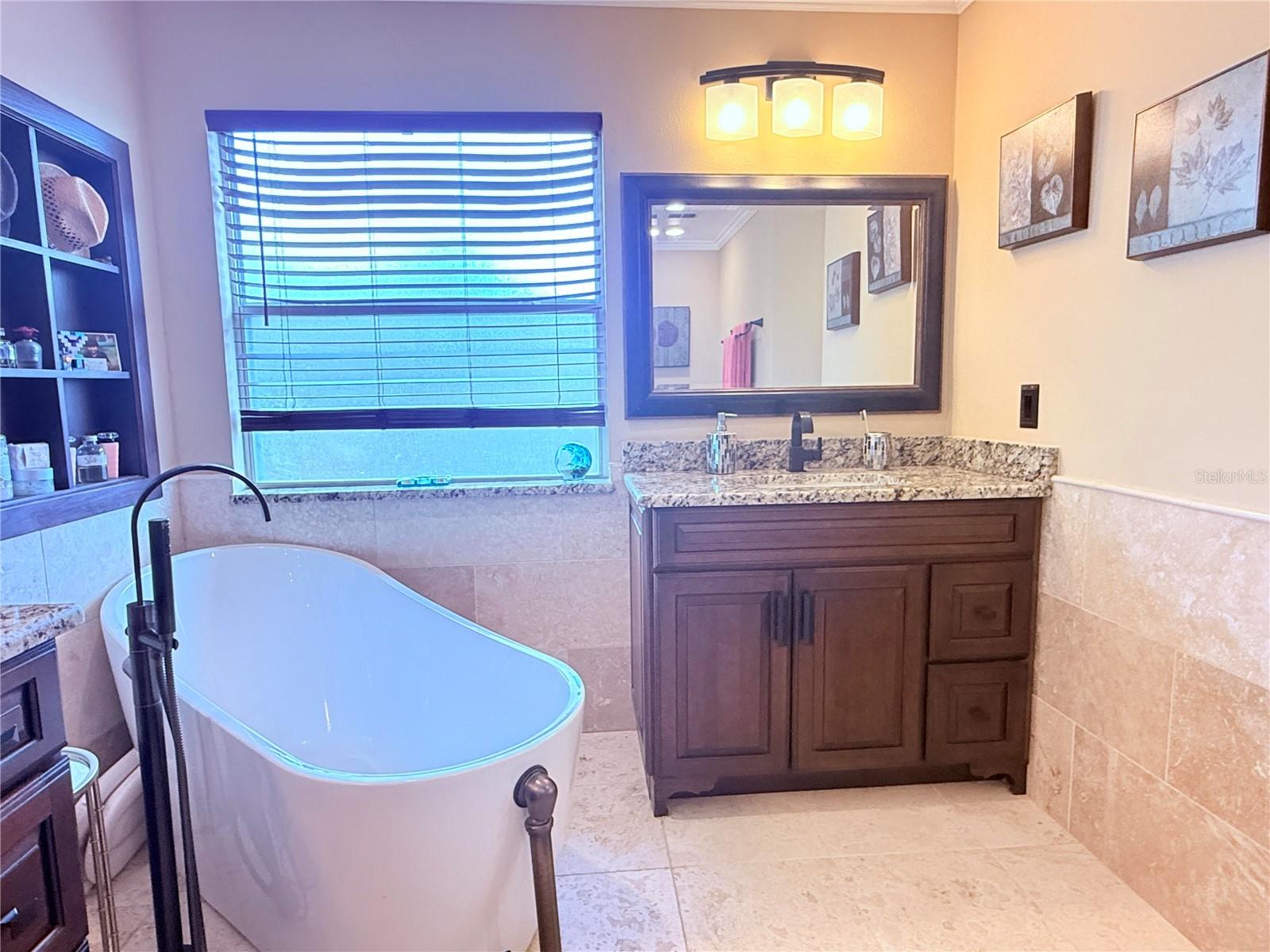 Image 23 of 40 For 1409 Sunningdale Way