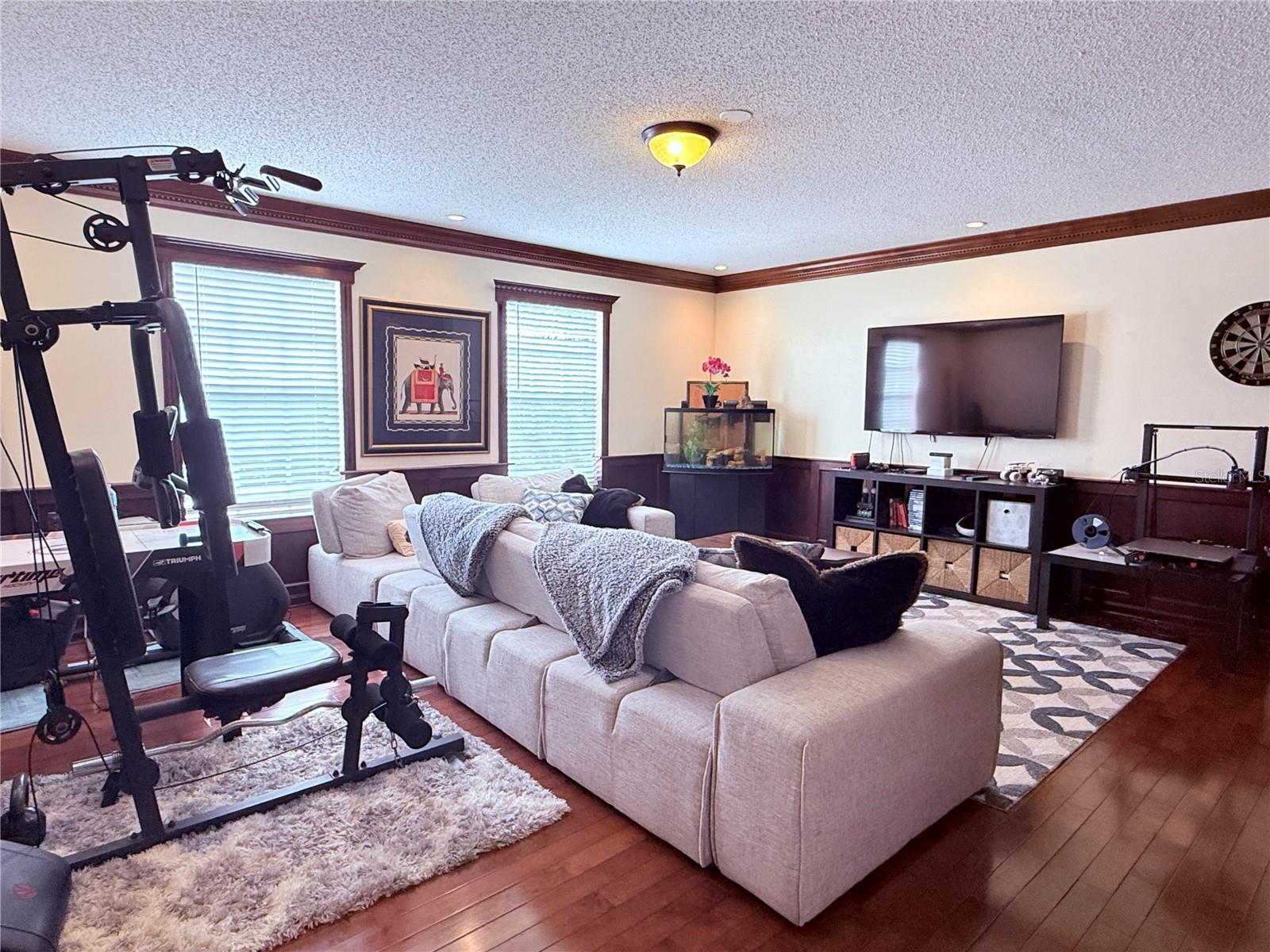 Image 32 of 40 For 1409 Sunningdale Way