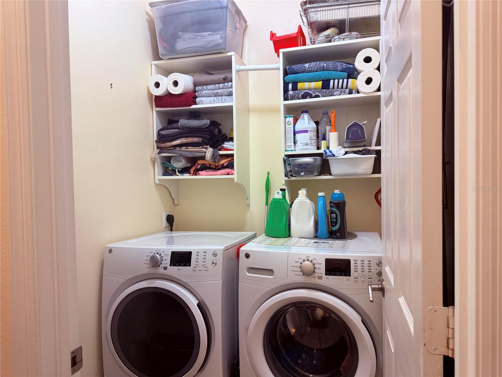 Image 34 of 40 For 1409 Sunningdale Way