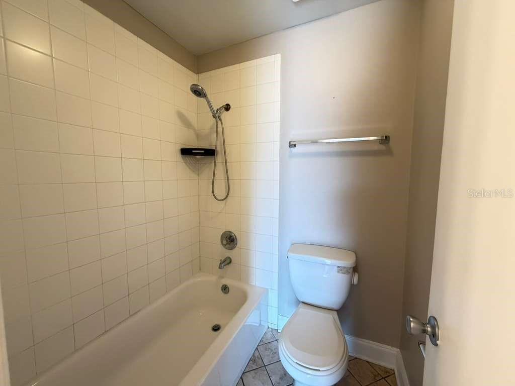 Image 14 of 24 For 118 Dahlia Village Circle 79