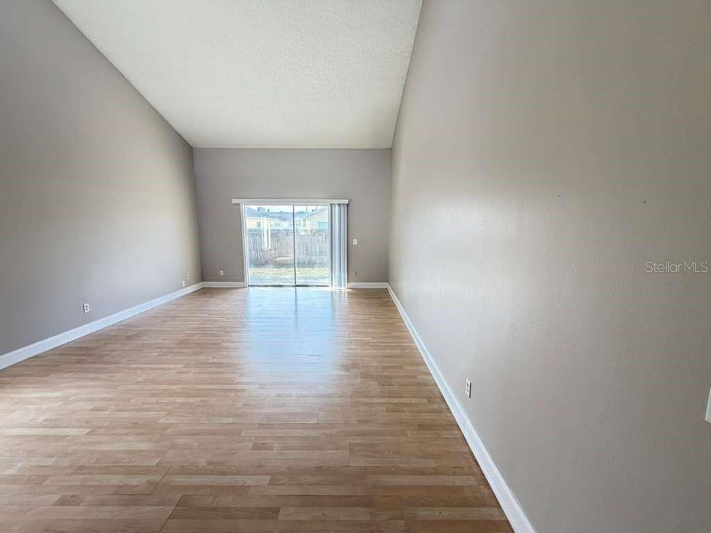 Image 21 of 24 For 118 Dahlia Village Circle 79