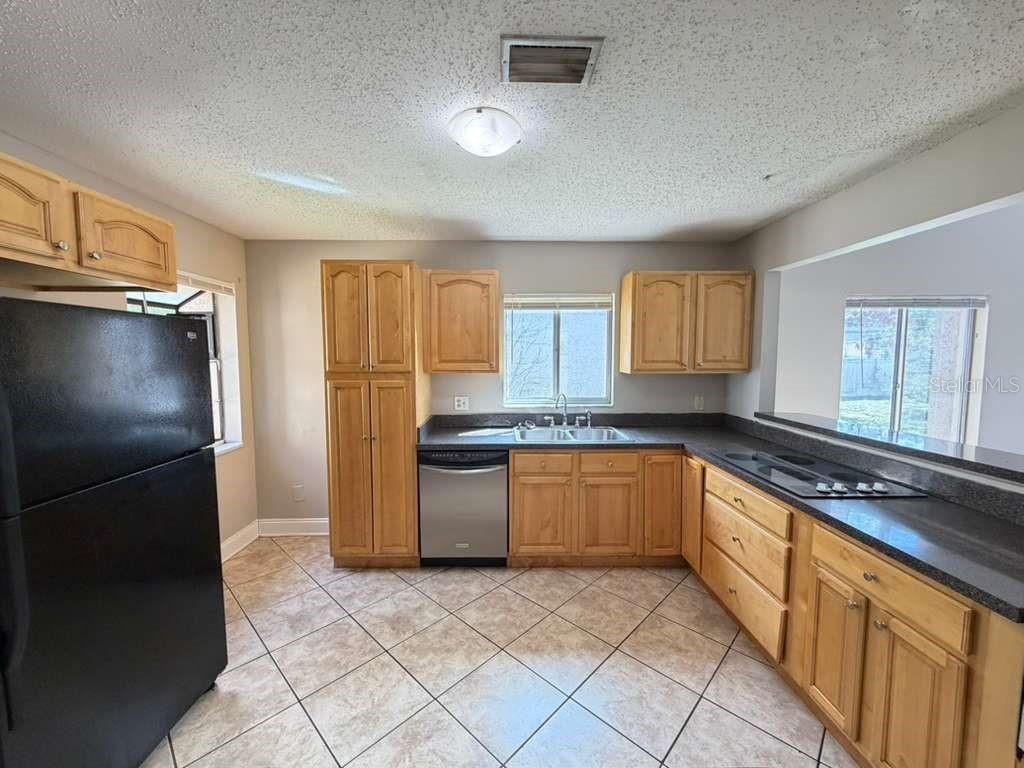 Image 7 of 24 For 118 Dahlia Village Circle 79