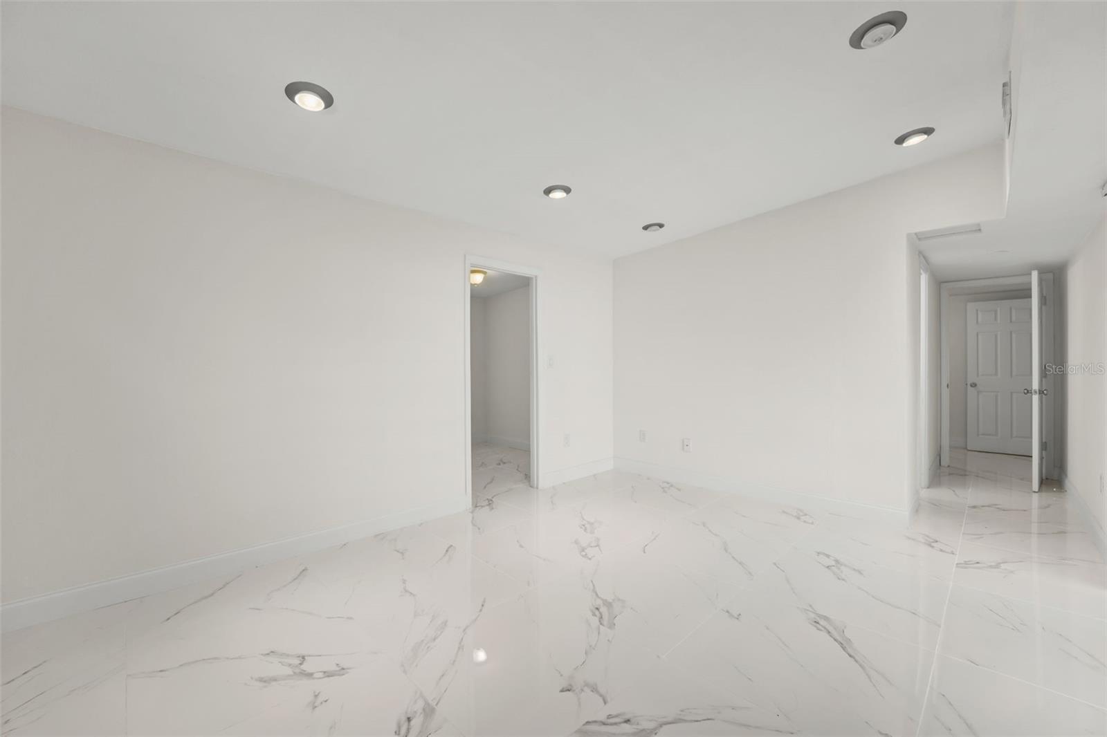 Image 23 of 35 For 2217 Pembrook Drive