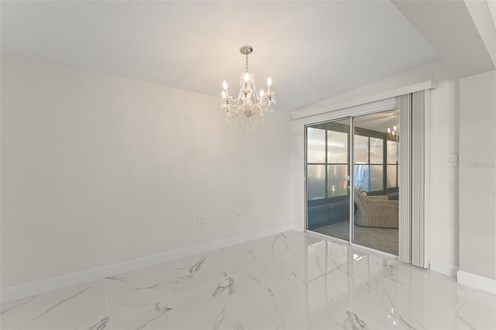 Image 7 of 35 For 2217 Pembrook Drive