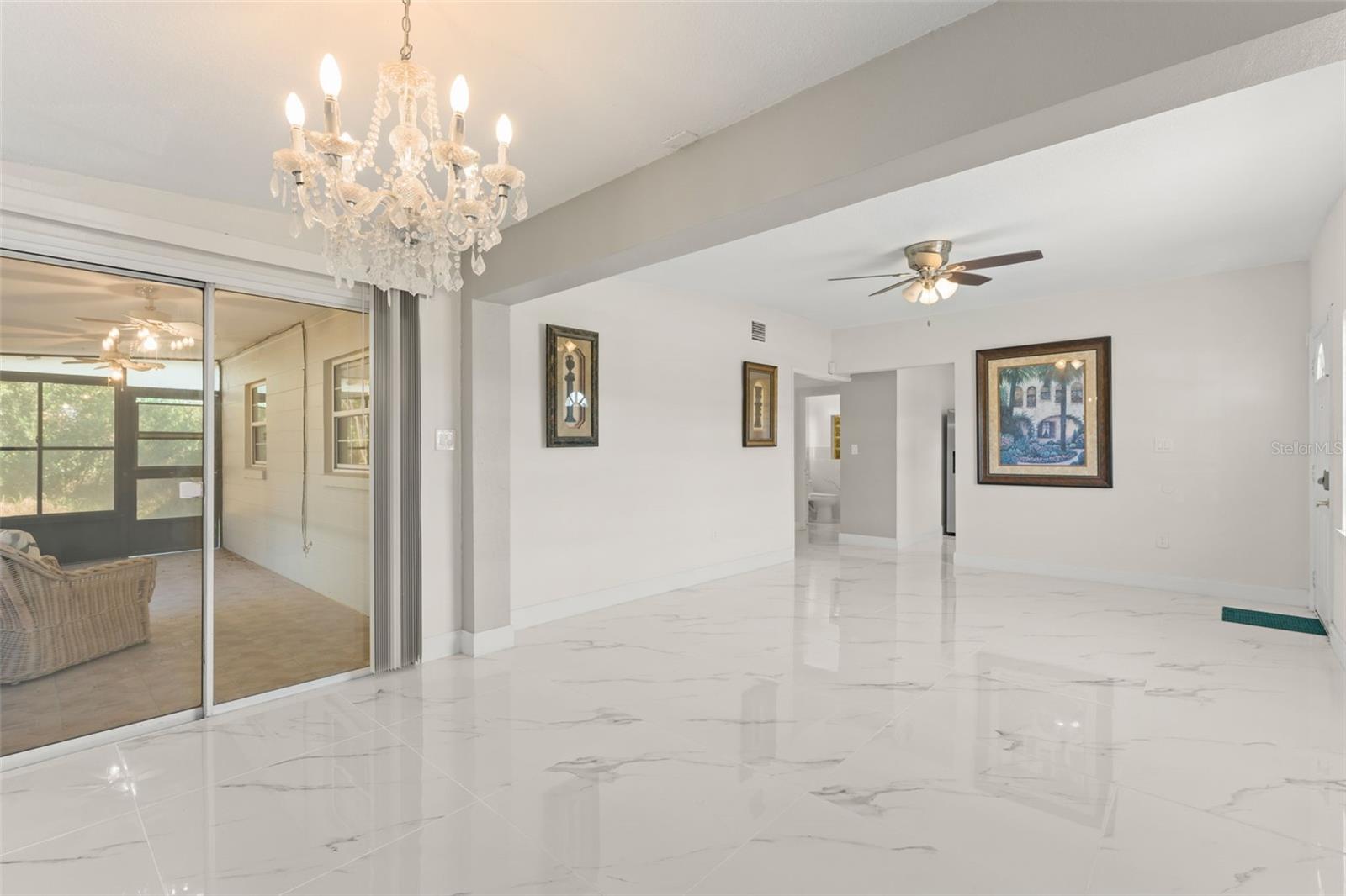 Image 8 of 35 For 2217 Pembrook Drive