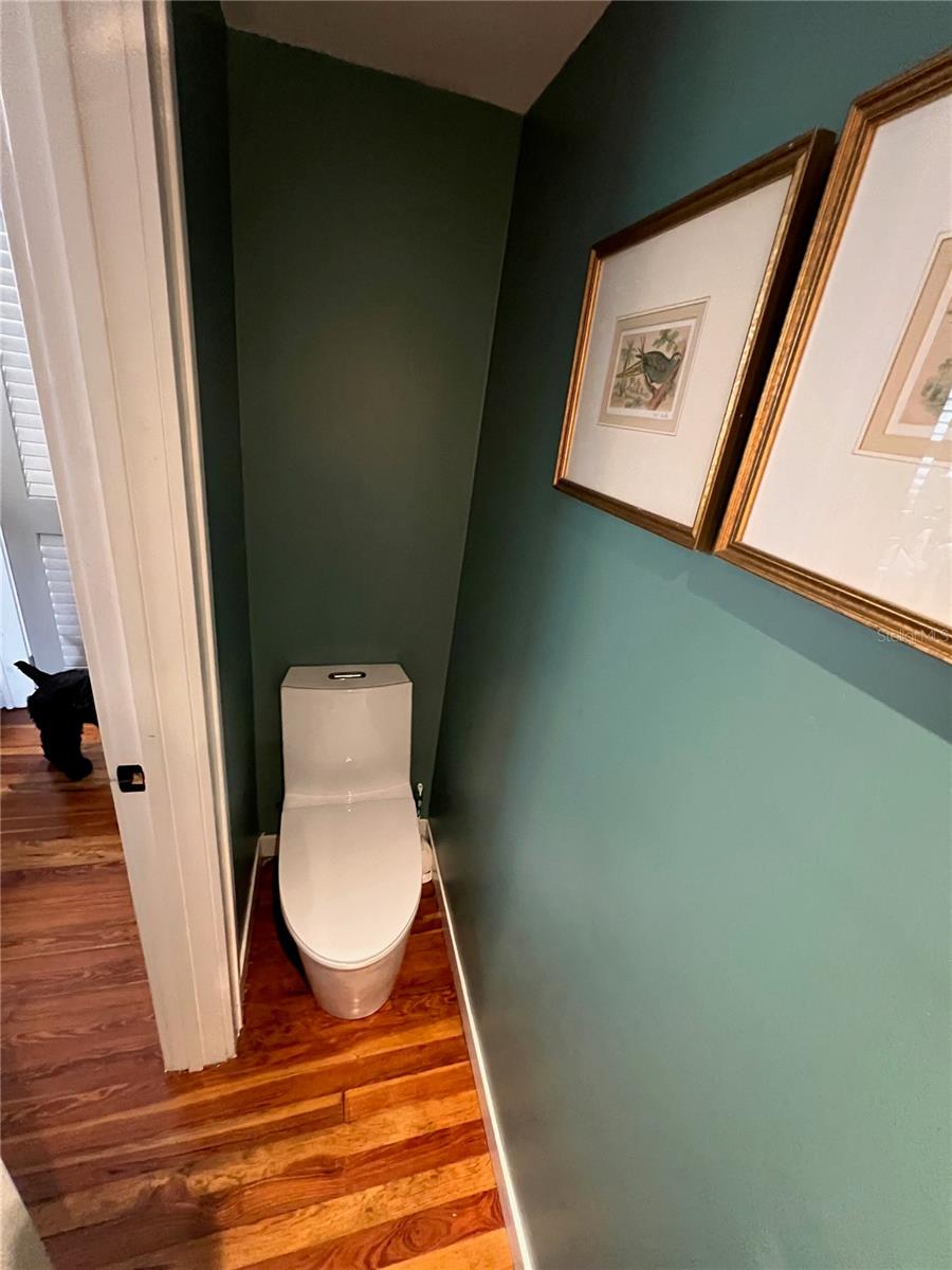 Image 46 of 69 For 318 Vitoria Avenue