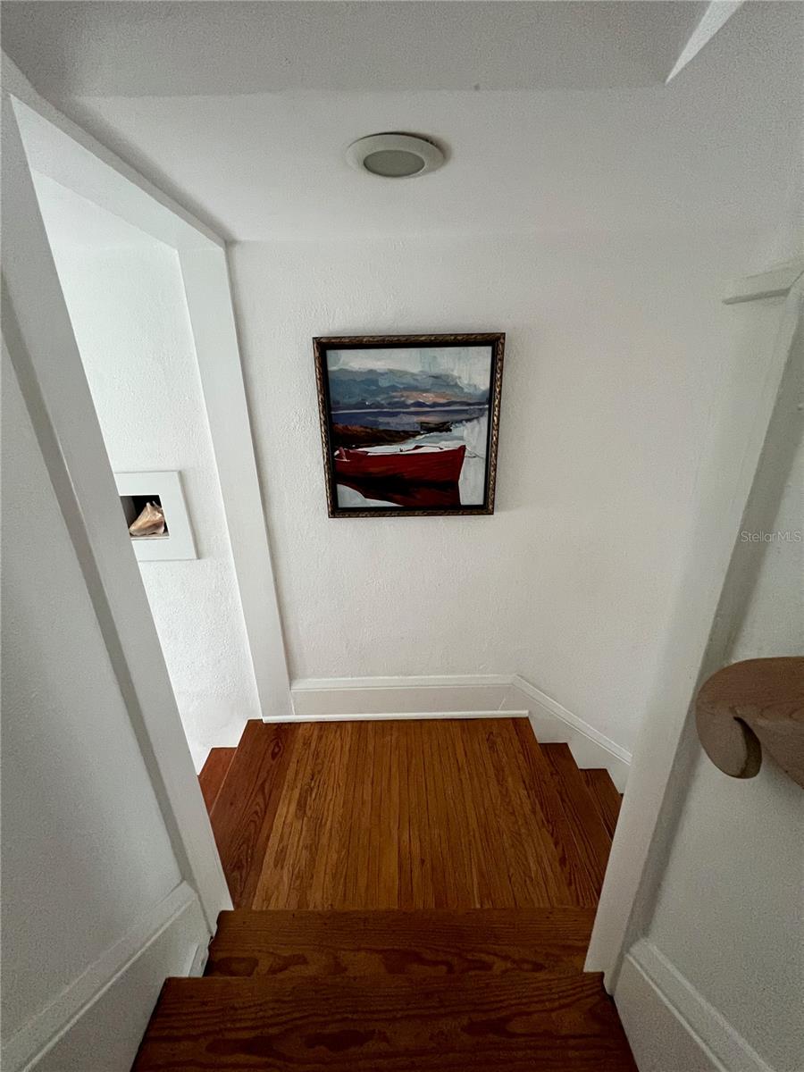 Image 67 of 69 For 318 Vitoria Avenue