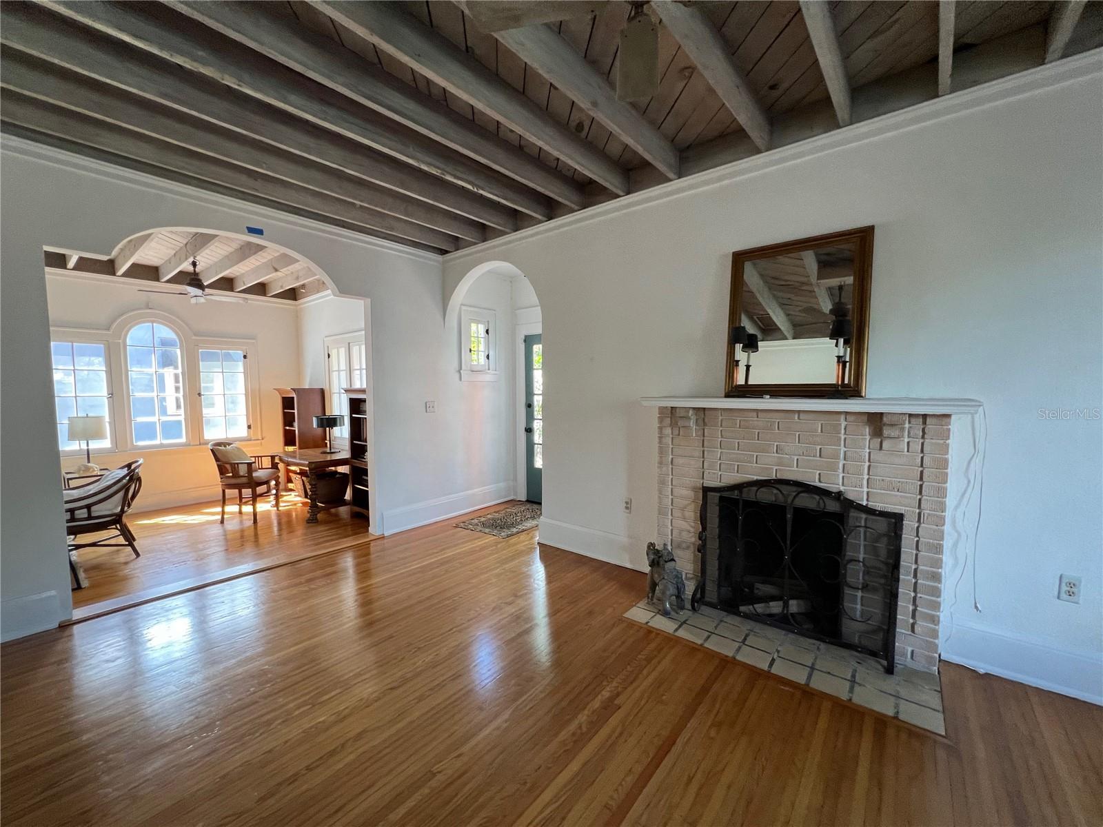 Image 68 of 69 For 318 Vitoria Avenue