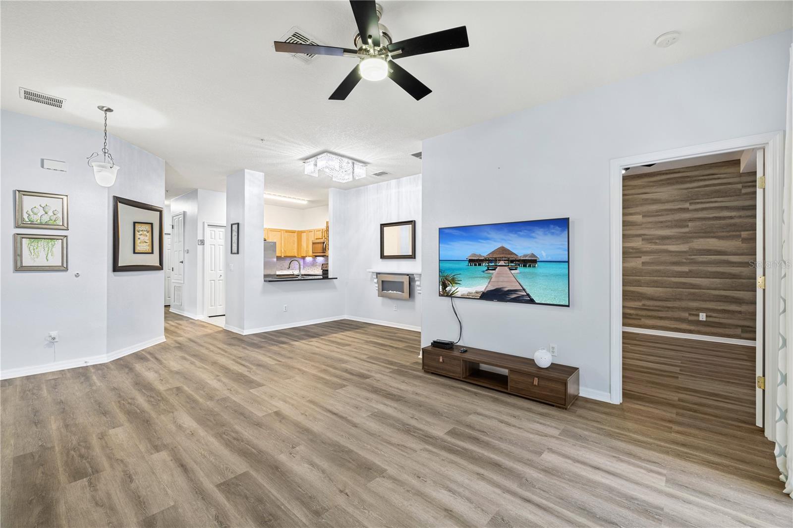 Image 10 of 46 For 7519 Bliss Way 7519