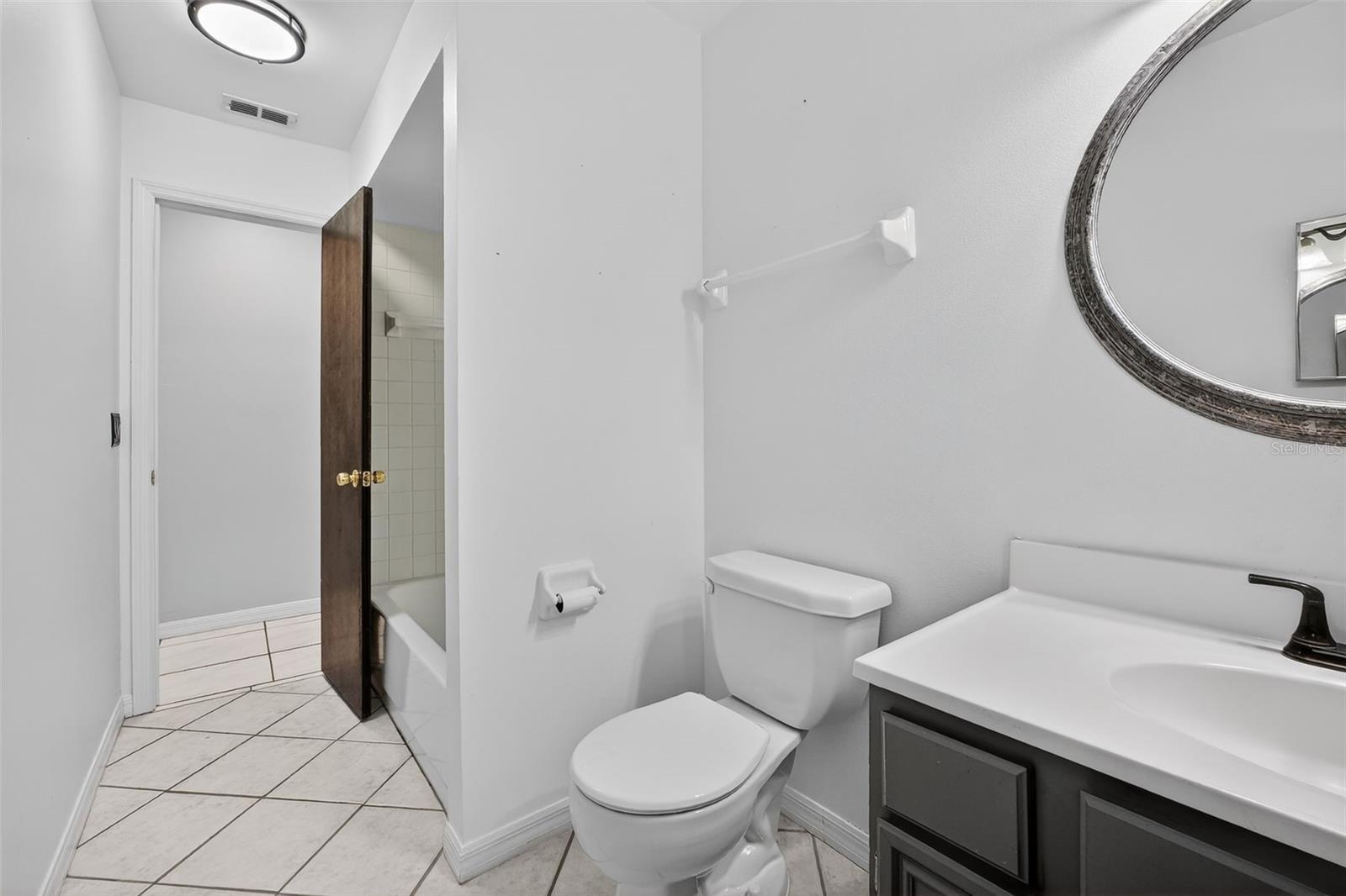 Image 23 of 46 For 10464 Bridlewood Avenue