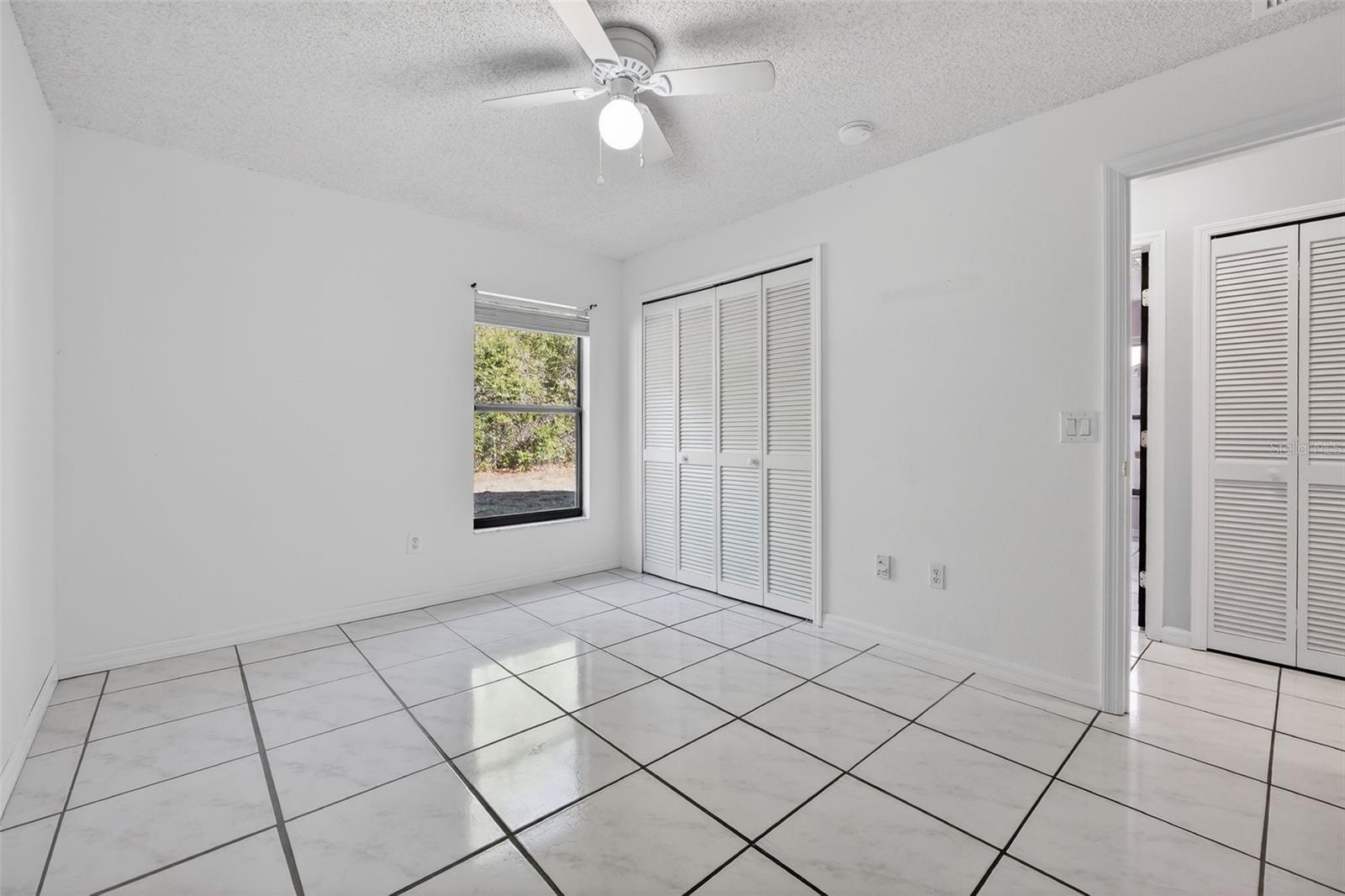 Image 24 of 46 For 10464 Bridlewood Avenue