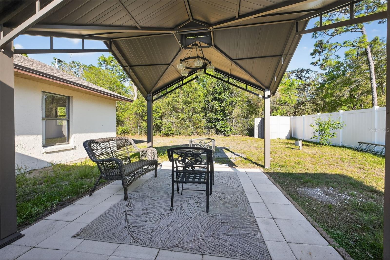 Image 31 of 46 For 10464 Bridlewood Avenue