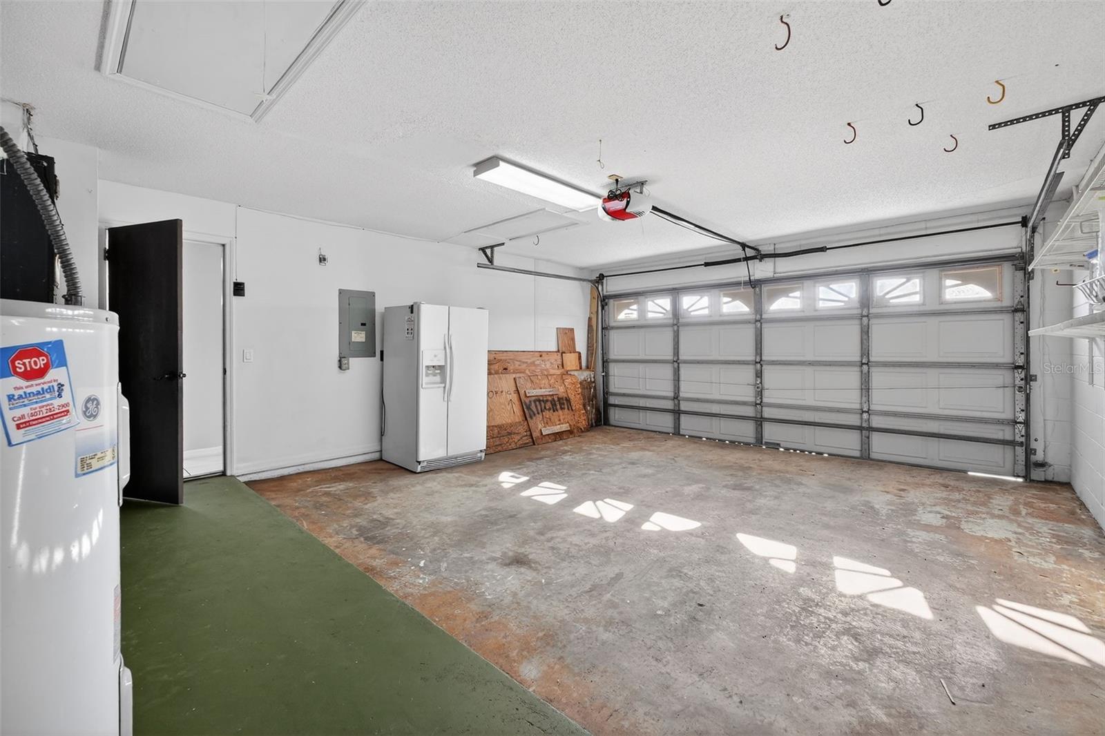 Image 36 of 46 For 10464 Bridlewood Avenue