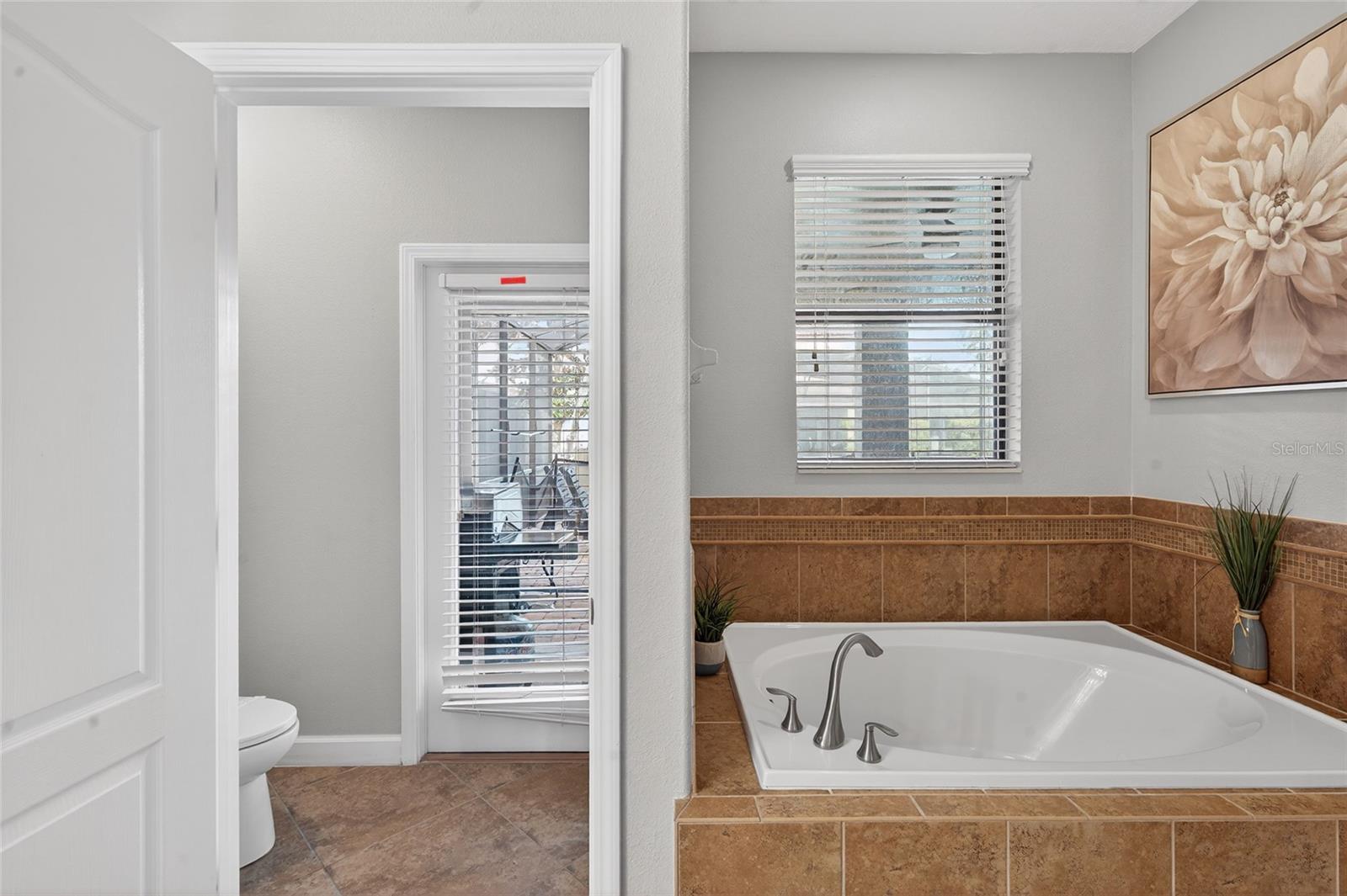 Image 26 of 55 For 1433 Wexford Way