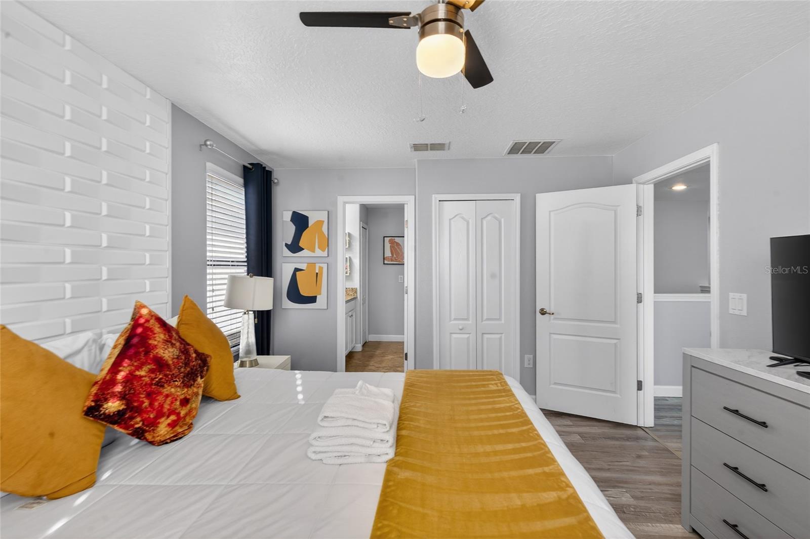 Image 43 of 55 For 1433 Wexford Way