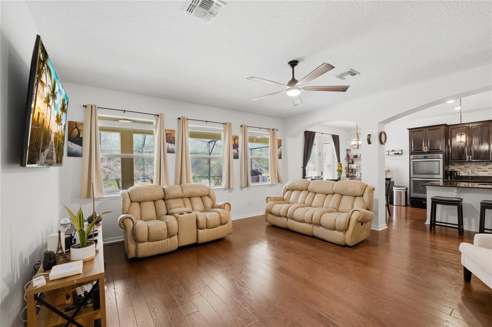 Image 17 of 48 For 3129 Pinenut Drive