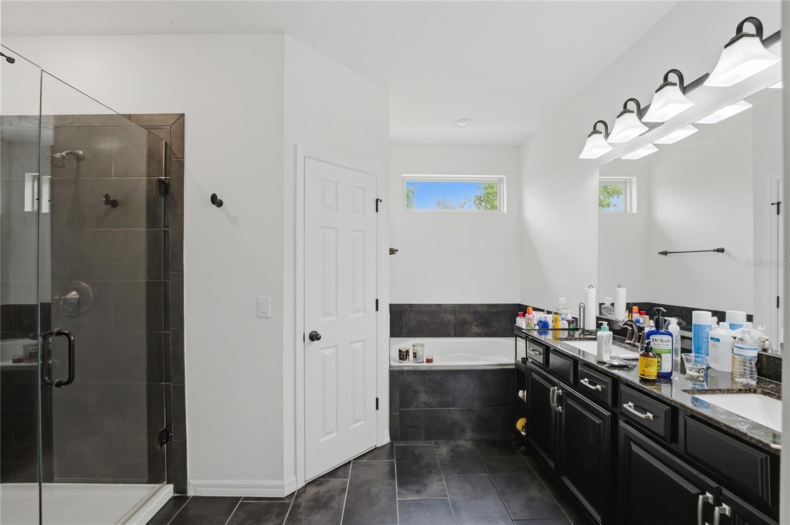 Image 27 of 48 For 3129 Pinenut Drive