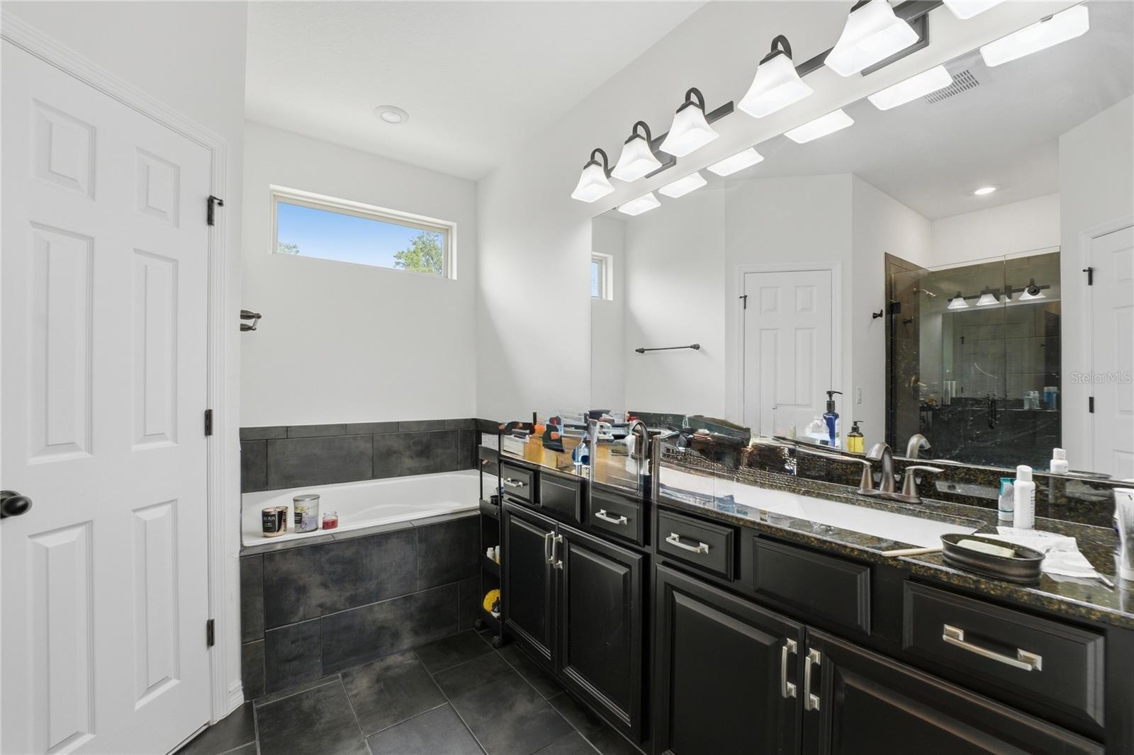 Image 30 of 48 For 3129 Pinenut Drive