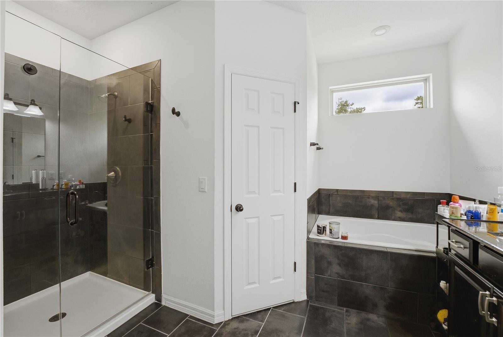 Image 31 of 48 For 3129 Pinenut Drive