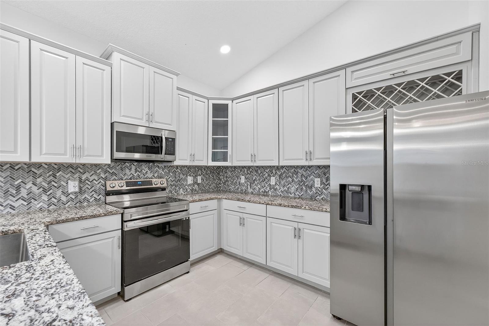 Image 11 of 37 For 3043 Lake Jean Drive